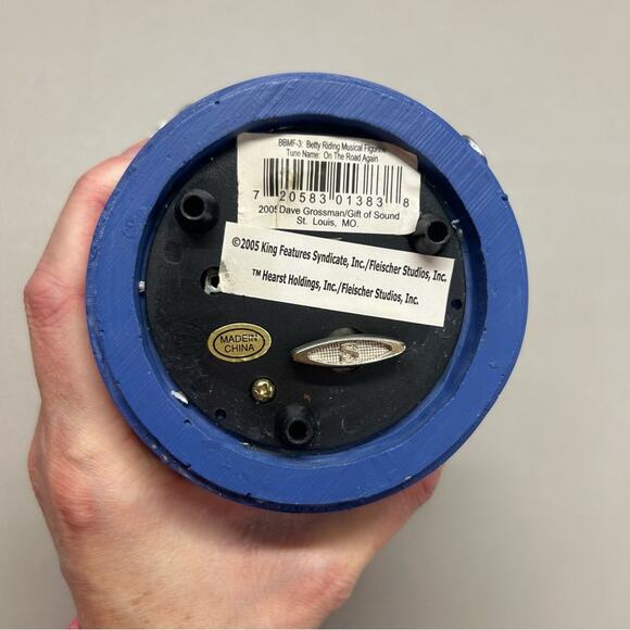 Betty Boop Pudgie Motorcycle Chopper Musical Figurine Skyline On The Road Again - Picture 7 of 8